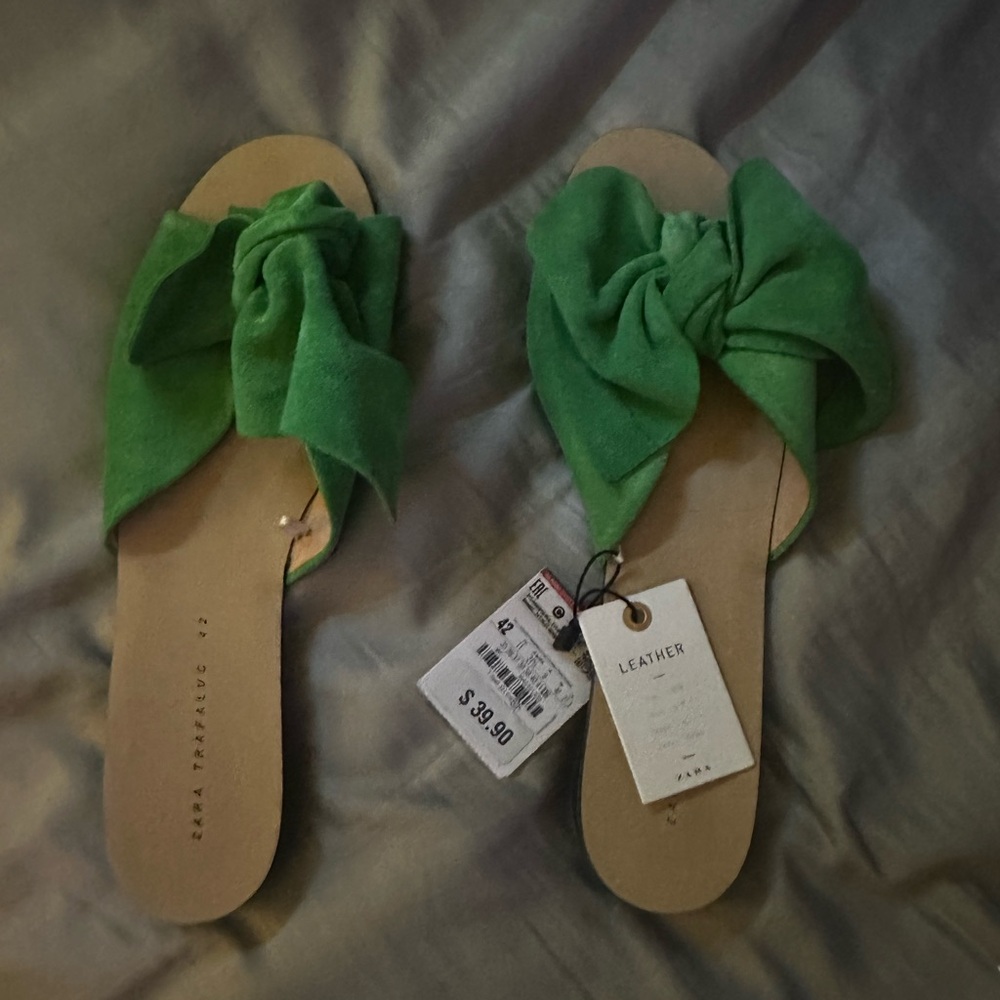 Zara Green Bow Leather Sandals